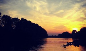 mesevaros.iszolnok.hu